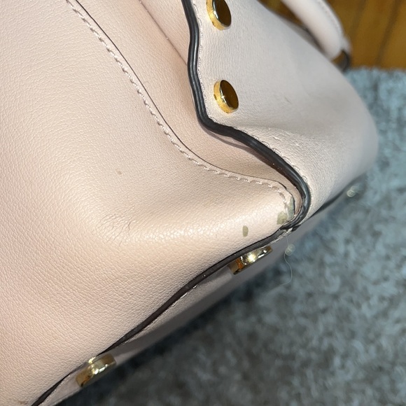 Well Loved MK Purse - Picture 4 of 14